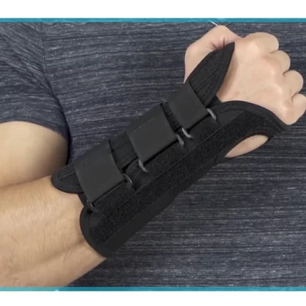 Férula para muñeca con pulgar en abducción