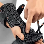 Muñequera con fijación de dedos para inmovilización - Image 2